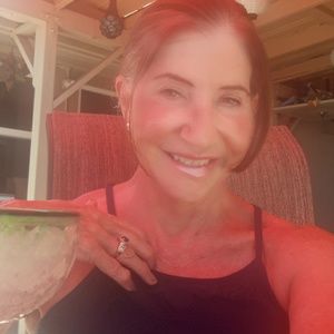 Meet your Posher, Brenda